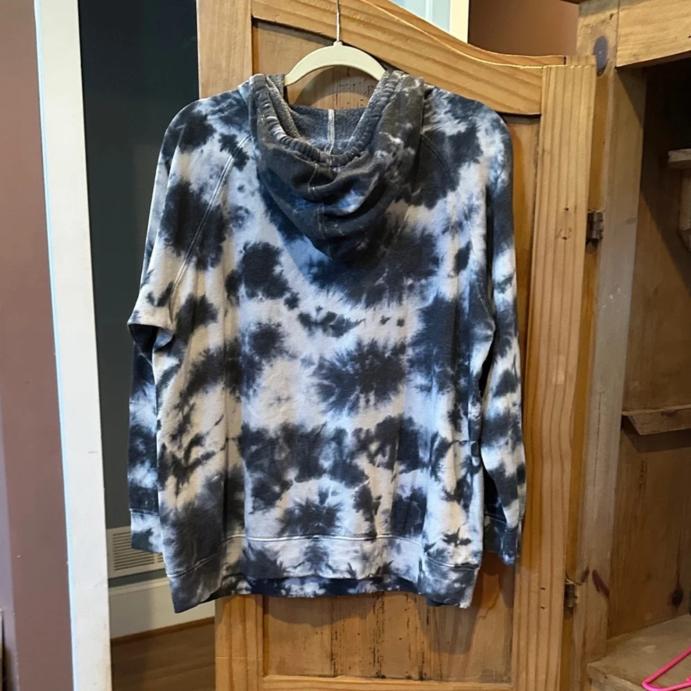 Guns N' Roses Tie-Dye Hoodie - Black and Gray - Picture 3 of 3